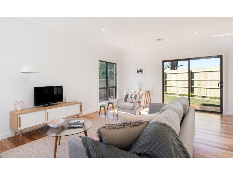 31 Balcombe Avenue, Mooroolbark VIC 3138