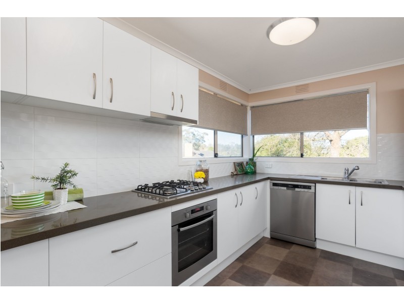 58 Balmoral Street, Kilsyth VIC 3137