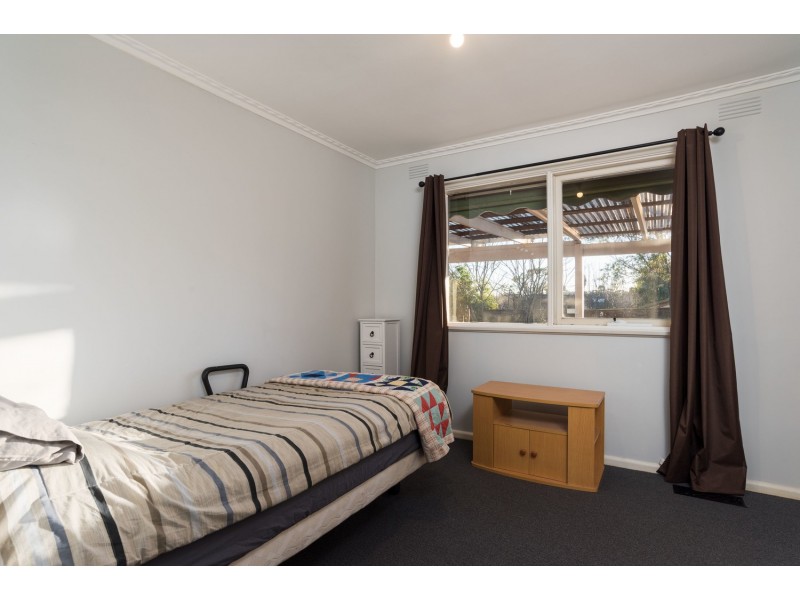 103 Hawthory Road, Mooroolbark VIC 3138