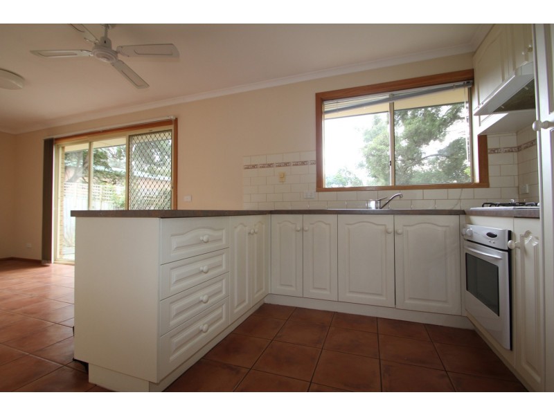 2/6 Ray Street, Croydon VIC 3136