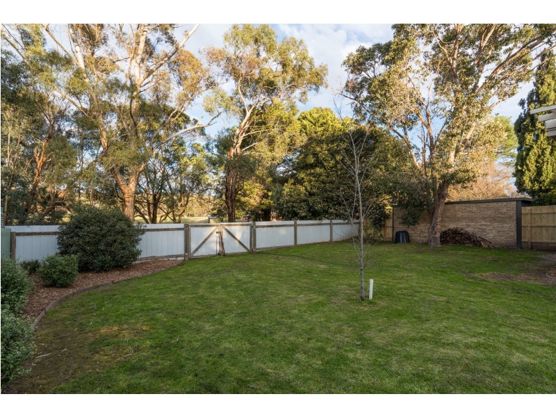 35 Anthony Drive, Chirnside Park VIC 3116