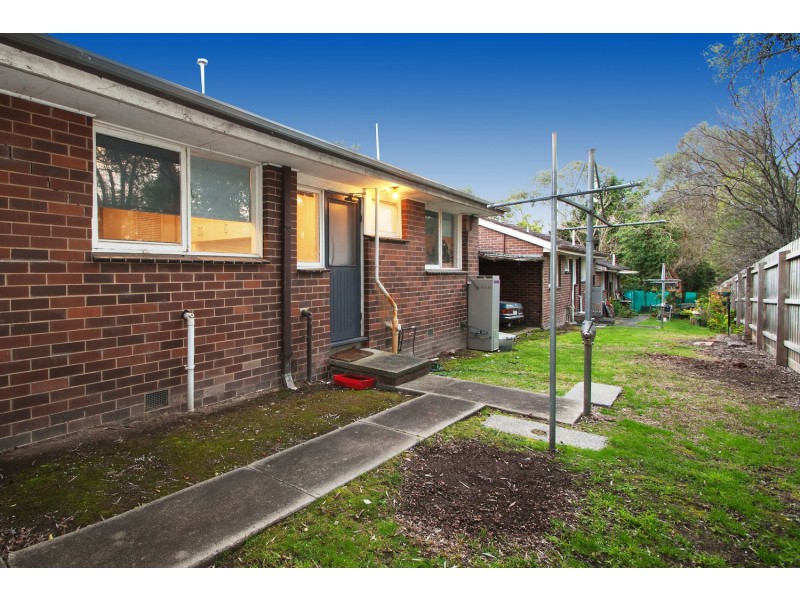 2/64 Warrien Road, Croydon VIC 3136