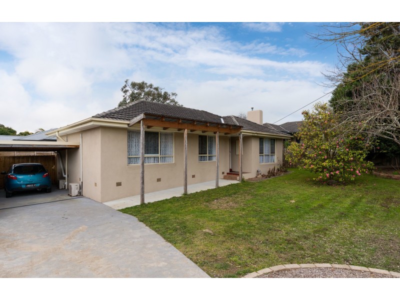 45 Balmoral Street, Kilsyth VIC 3137