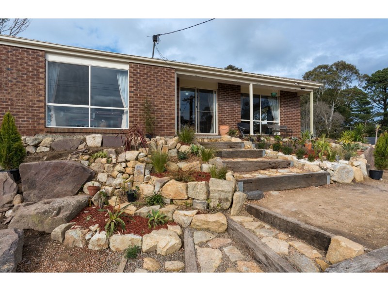 16a Gardner Parade, Mount Evelyn VIC 3796