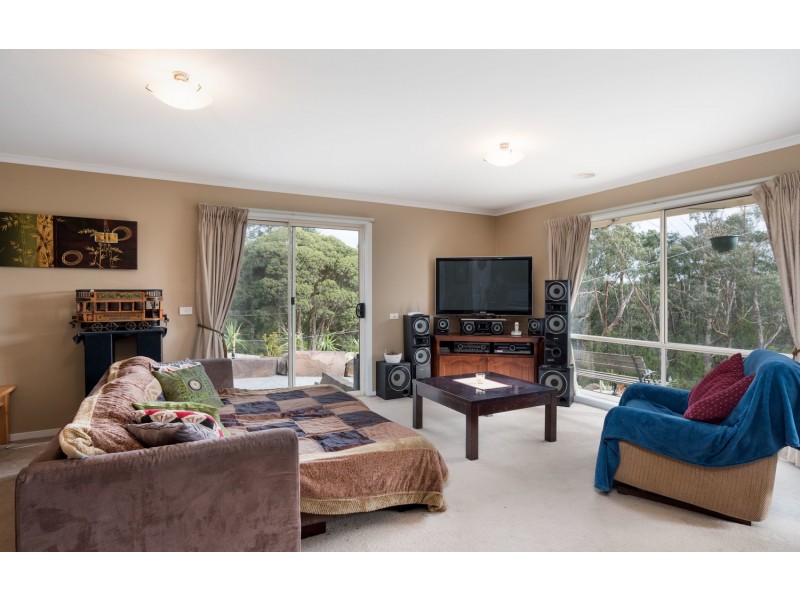 16a Gardner Parade, Mount Evelyn VIC 3796