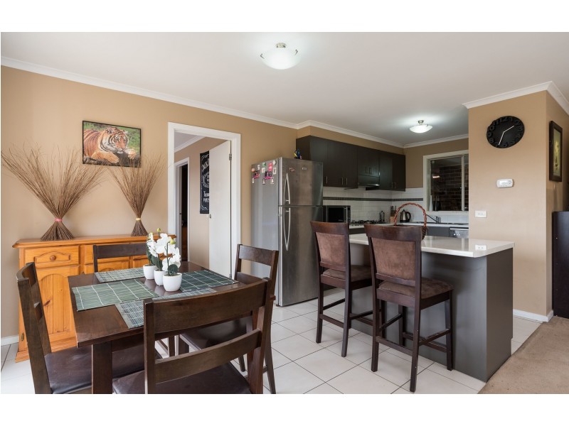 16a Gardner Parade, Mount Evelyn VIC 3796