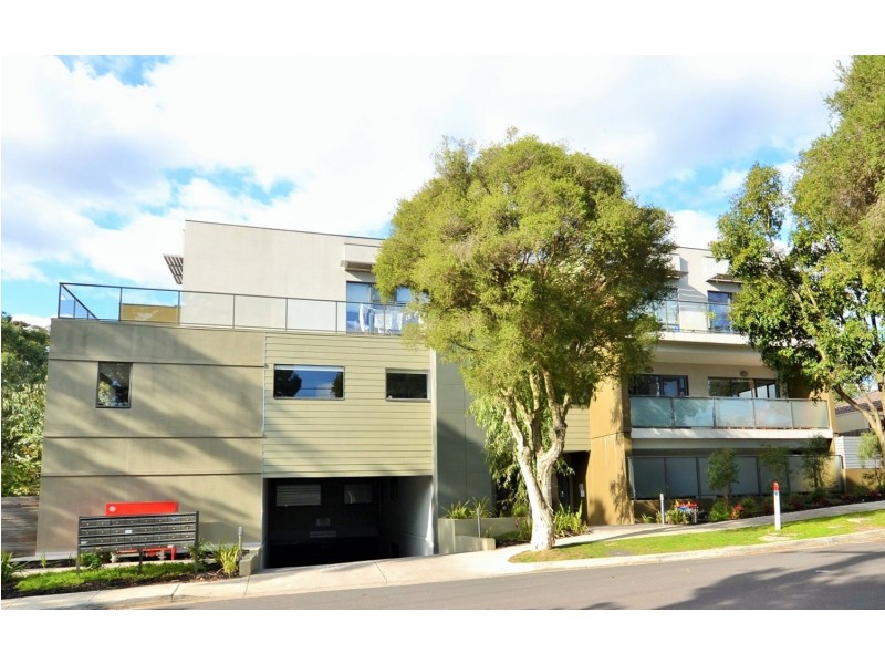 12/2-4 Acacia Court, Ringwood VIC 3134