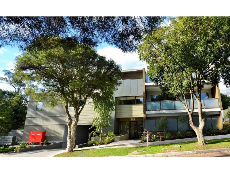 12/2-4 Acacia Court, Ringwood VIC 3134