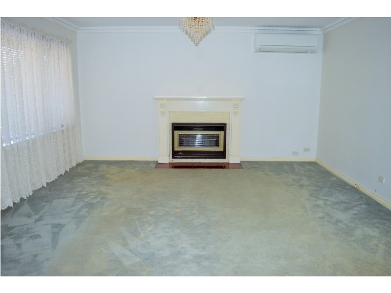 309 Hull Road, Mooroolbark VIC 3138