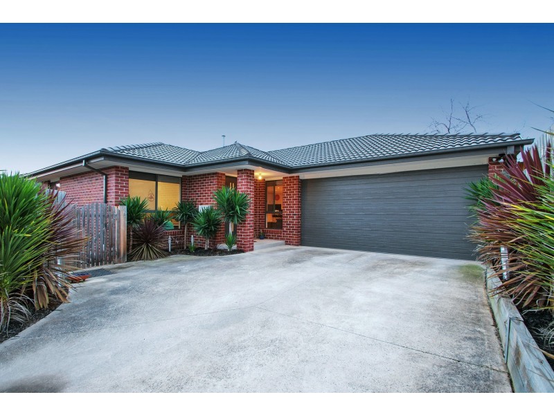 19a Cameron Road, Croydon VIC 3136
