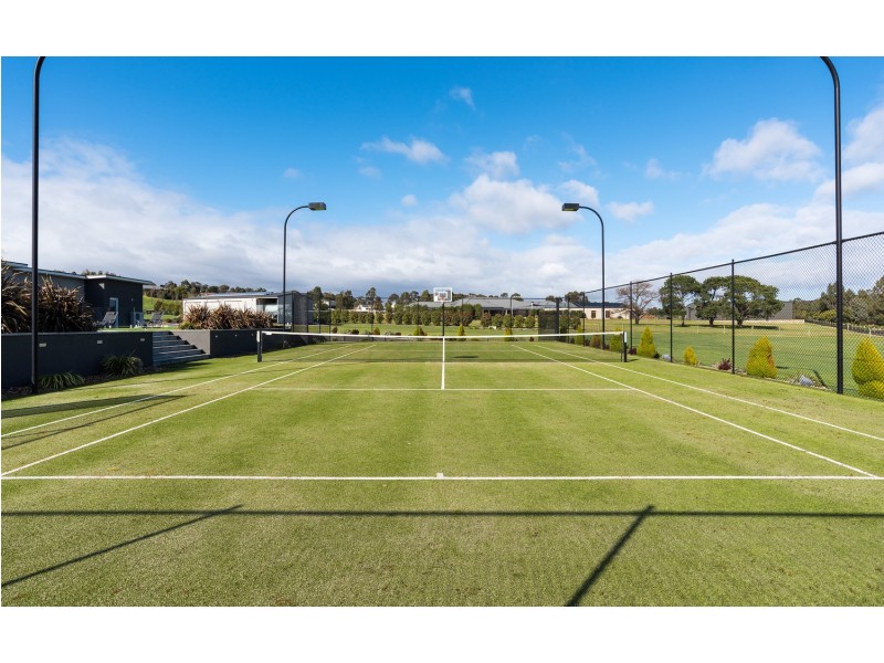 70 Sunset Drive, Chirnside Park VIC 3116