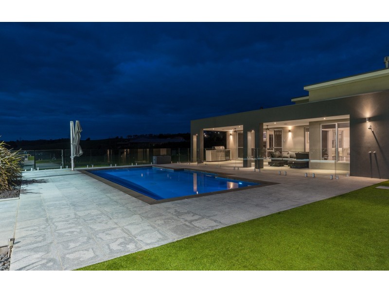 70 Sunset Drive, Chirnside Park VIC 3116
