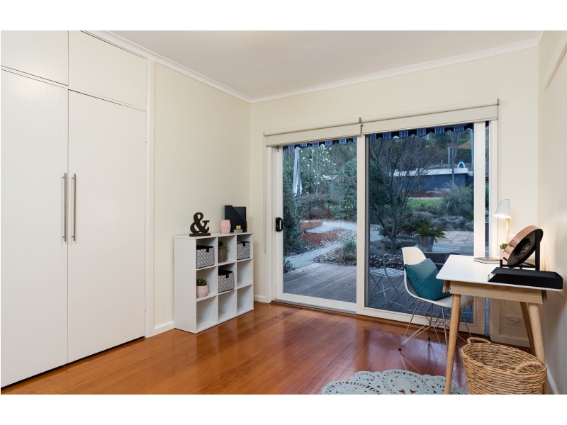 34 Gratten Road, Montrose VIC 3765