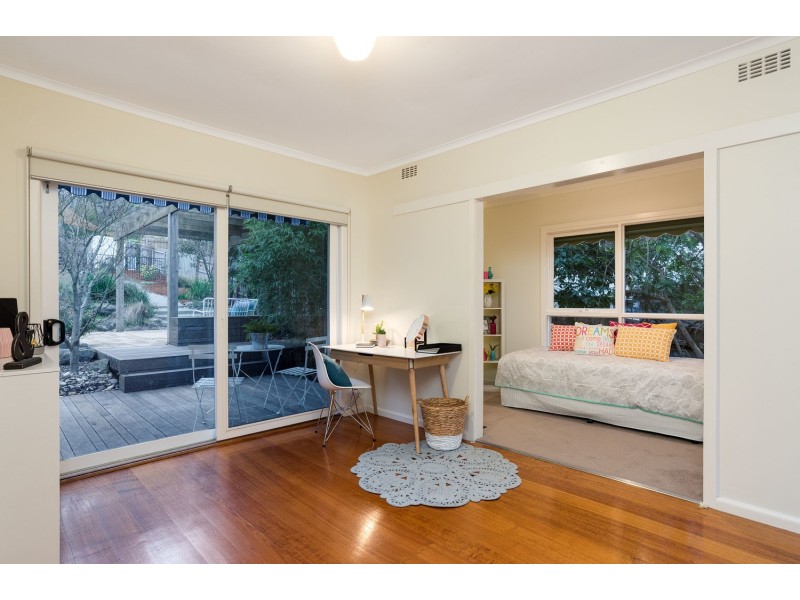 34 Gratten Road, Montrose VIC 3765