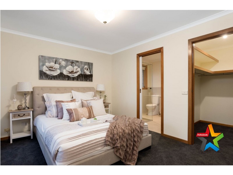 130 Lakeview Drive, Lilydale VIC 3140