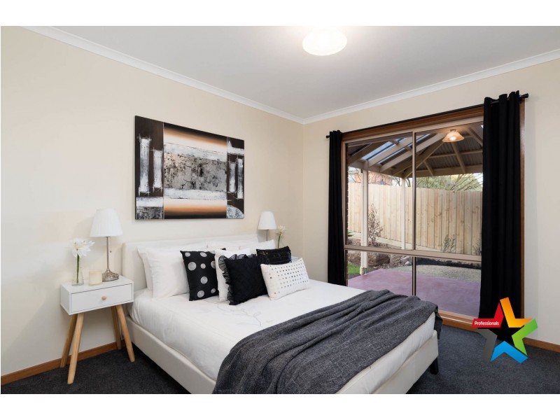 130 Lakeview Drive, Lilydale VIC 3140