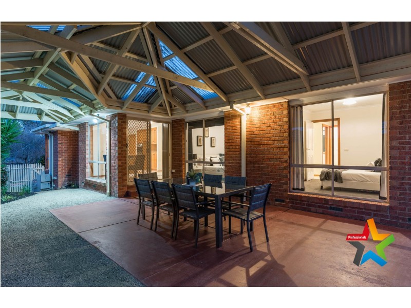 130 Lakeview Drive, Lilydale VIC 3140