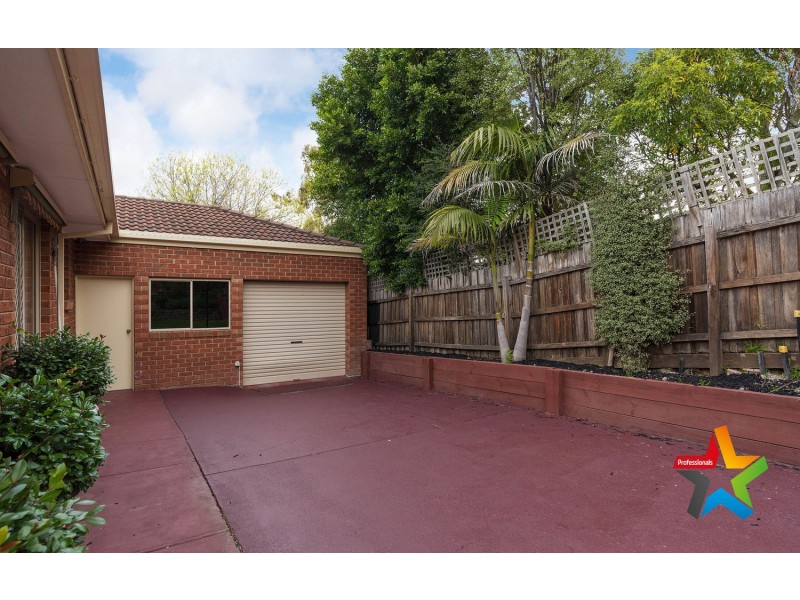 130 Lakeview Drive, Lilydale VIC 3140