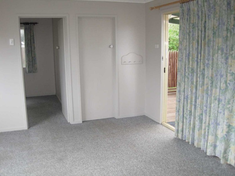 Rear/43 Tamworth Road, Kilsyth VIC 3137