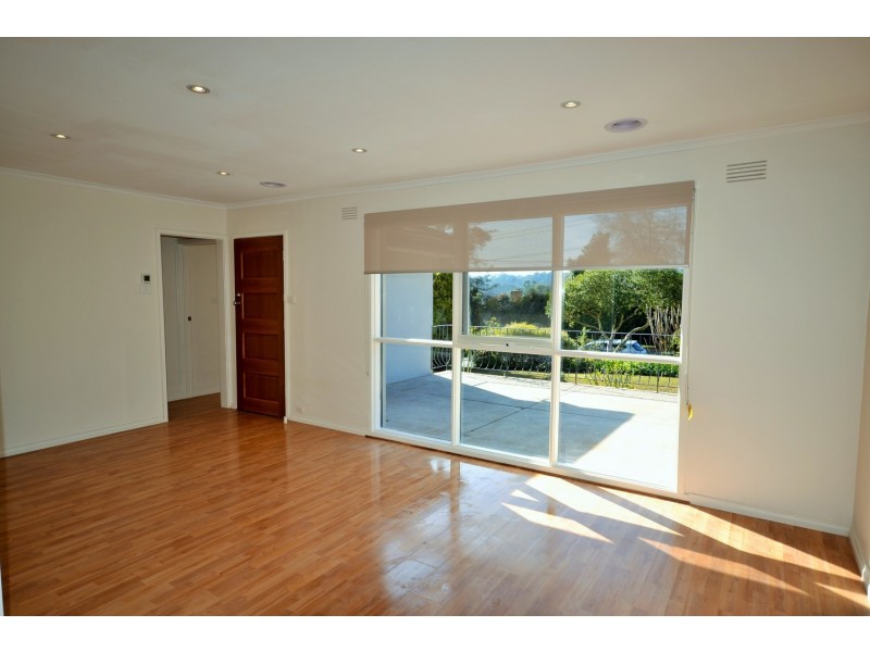 7 Holmes Road, Mooroolbark VIC 3138