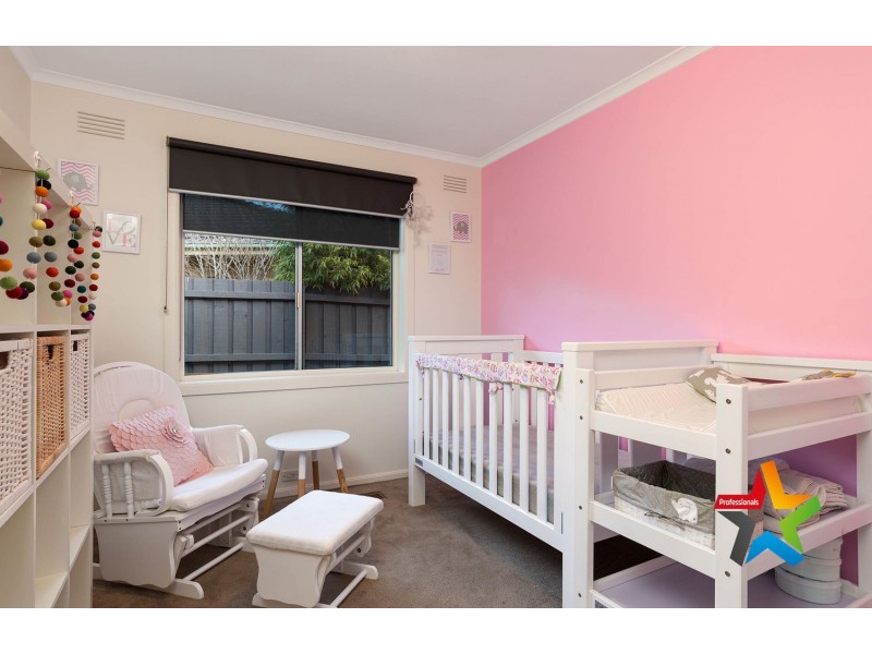 18 Blackburn Road, Mooroolbark VIC 3138