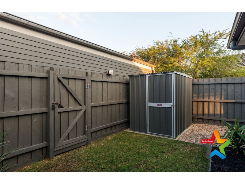 18 Blackburn Road, Mooroolbark VIC 3138