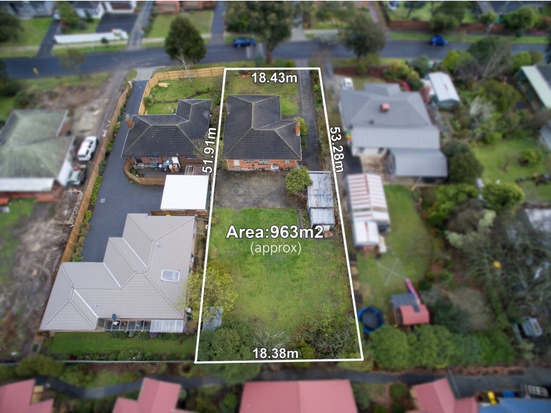 6 Geoffrey Drive, Kilsyth VIC 3137