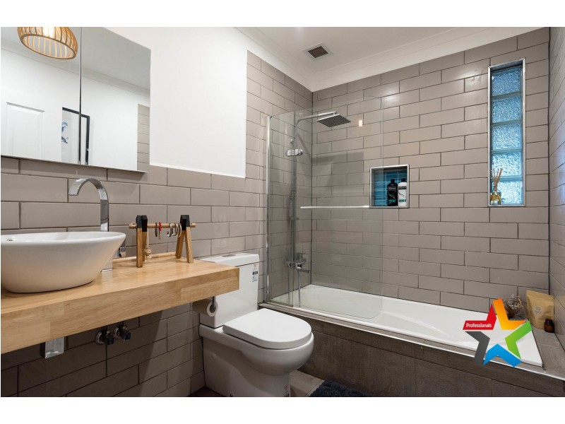 319 Hull Road, Mooroolbark VIC 3138