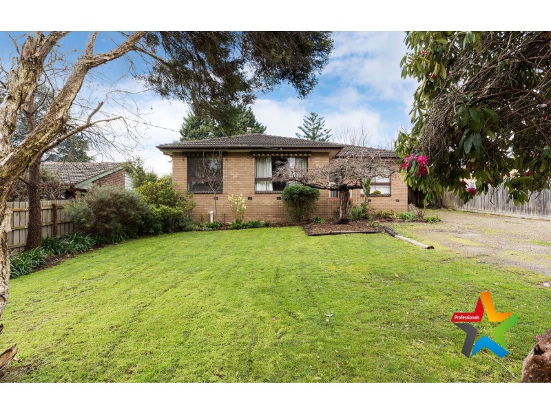 18 Connors Flat Road, Wandin North VIC 3139