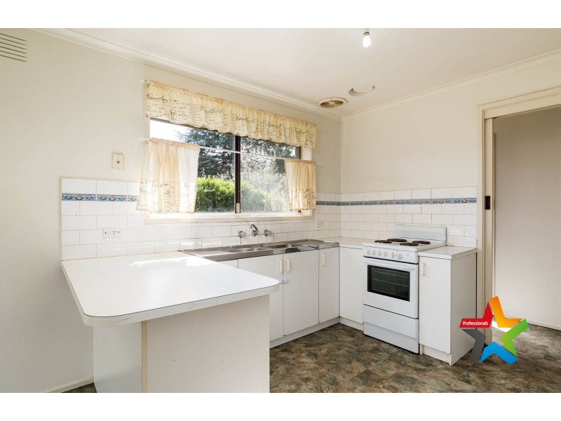 18 Connors Flat Road, Wandin North VIC 3139