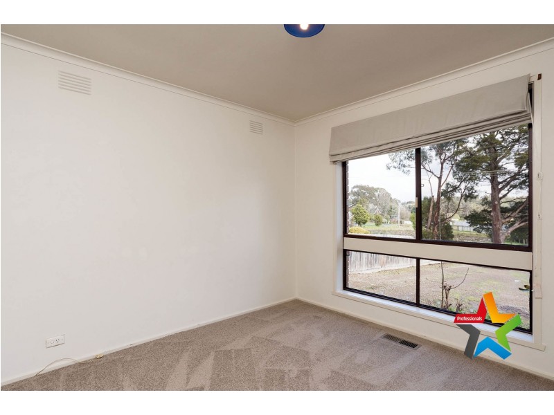 18 Connors Flat Road, Wandin North VIC 3139