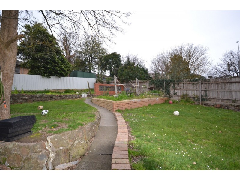 49 Kipling Avenue, Mooroolbark VIC 3138