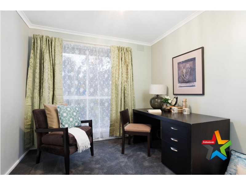 9 Arkarra Court, Mooroolbark VIC 3138