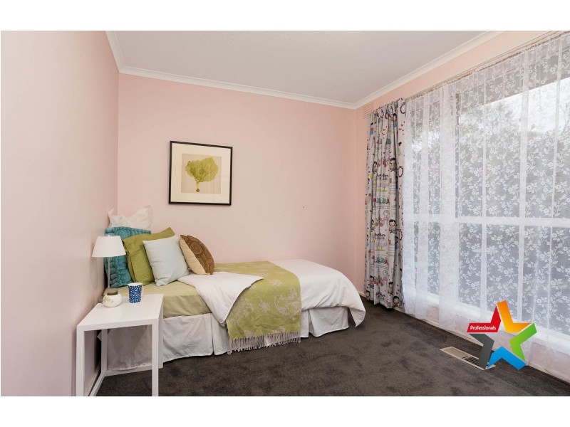 9 Arkarra Court, Mooroolbark VIC 3138