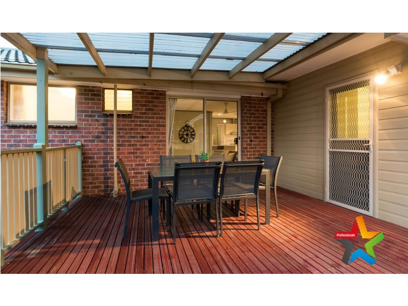 9 Arkarra Court, Mooroolbark VIC 3138