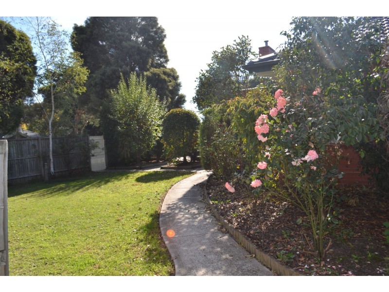 1 Shield Court, Kilsyth VIC 3137