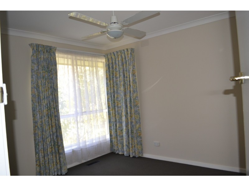 1 Shield Court, Kilsyth VIC 3137