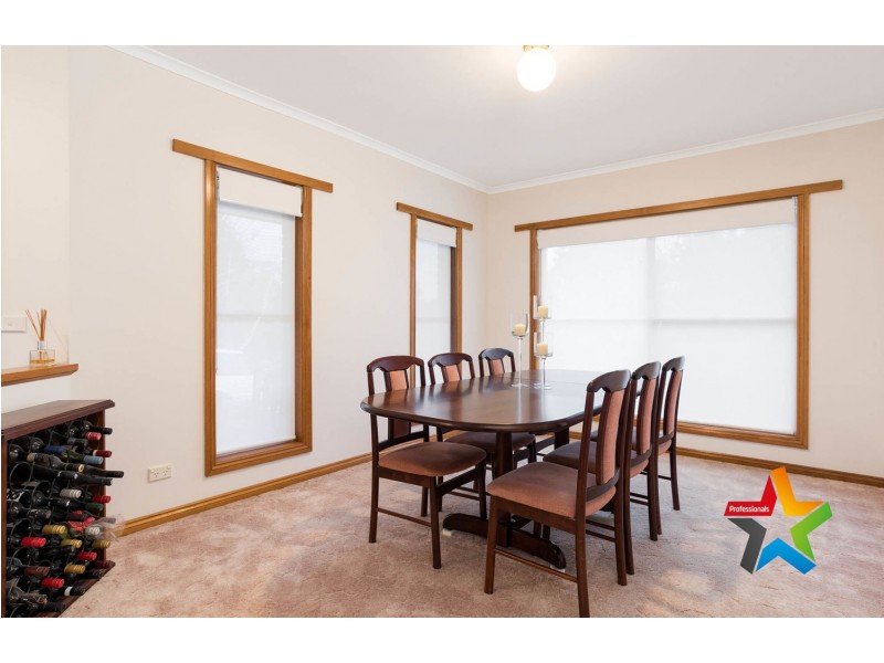 9 Christa Court, Lilydale VIC 3140