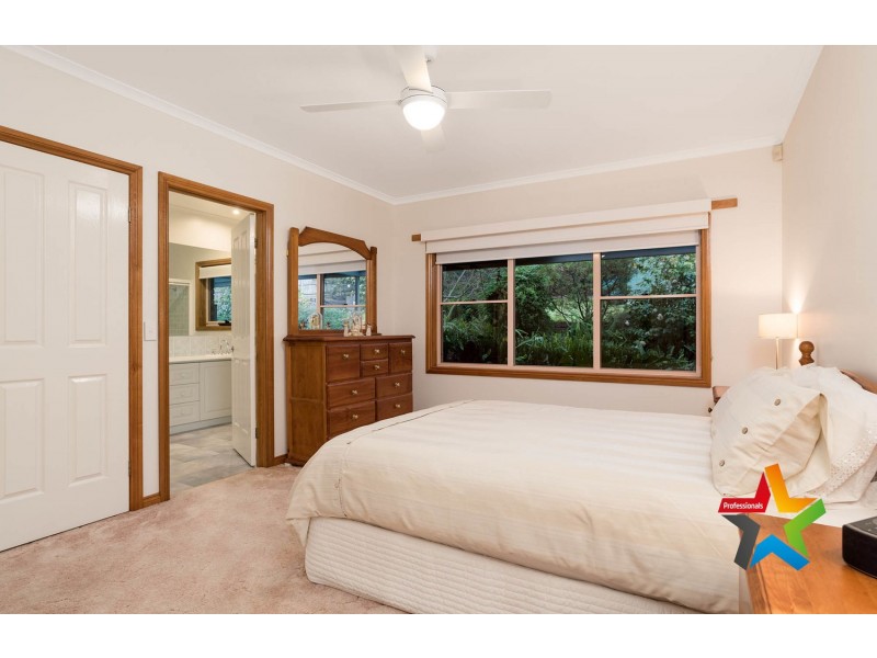 9 Christa Court, Lilydale VIC 3140