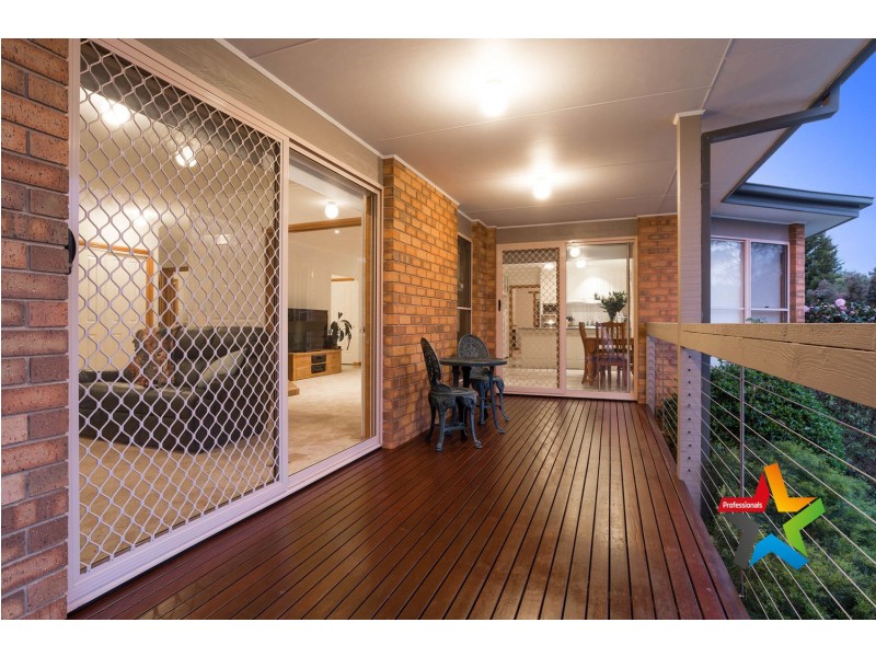 9 Christa Court, Lilydale VIC 3140