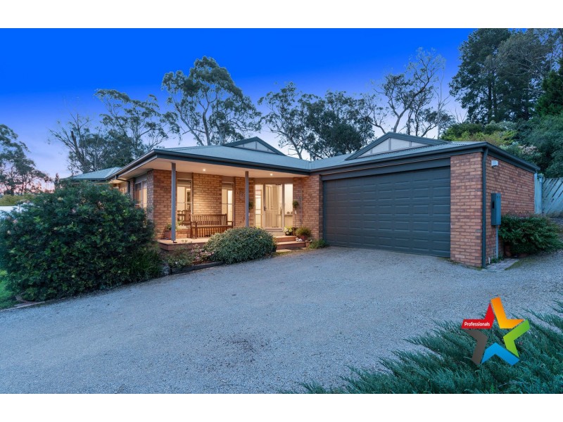 9 Christa Court, Lilydale VIC 3140