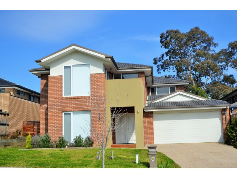 36 The Range Boulevard, Croydon VIC 3136
