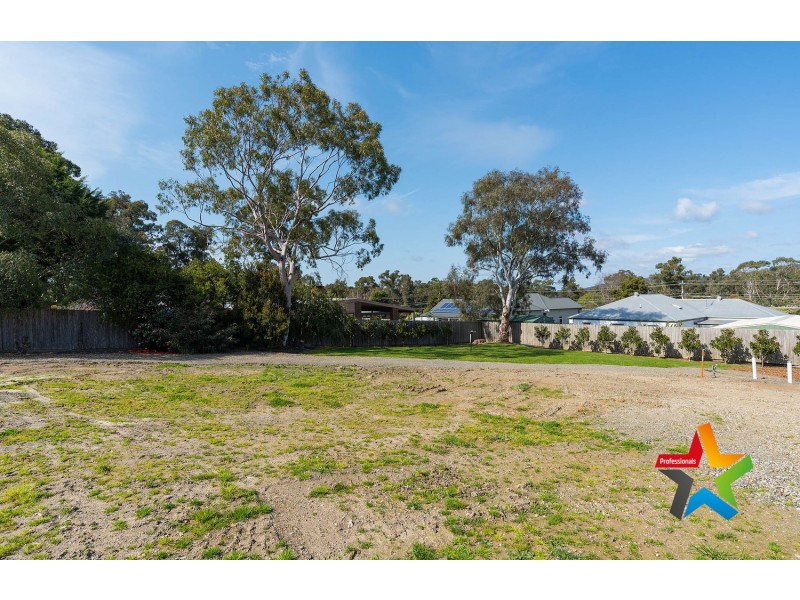 5b Fernhill Road, Mount Evelyn VIC 3796