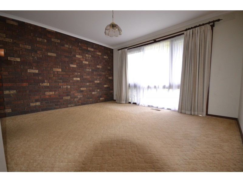 7 Ashton Avenue, Mooroolbark VIC 3138