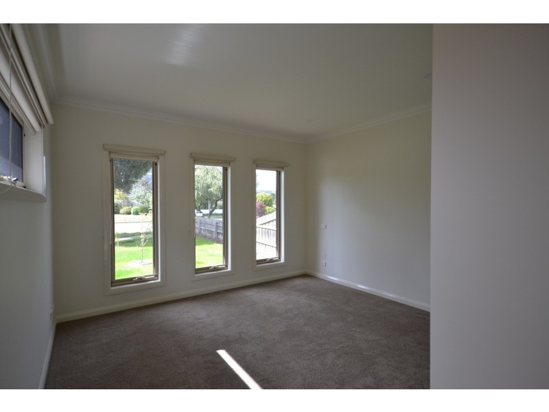 1/6 Cameron Court, Kilsyth VIC 3137