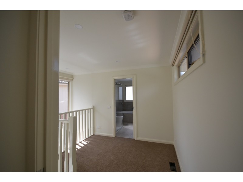1/6 Cameron Court, Kilsyth VIC 3137