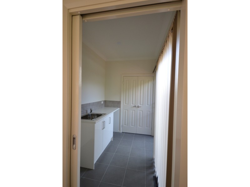 1/6 Cameron Court, Kilsyth VIC 3137