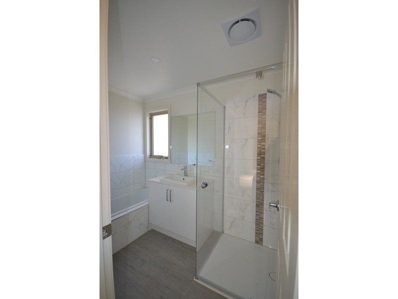 3/6 Cameron Court, Kilsyth VIC 3137