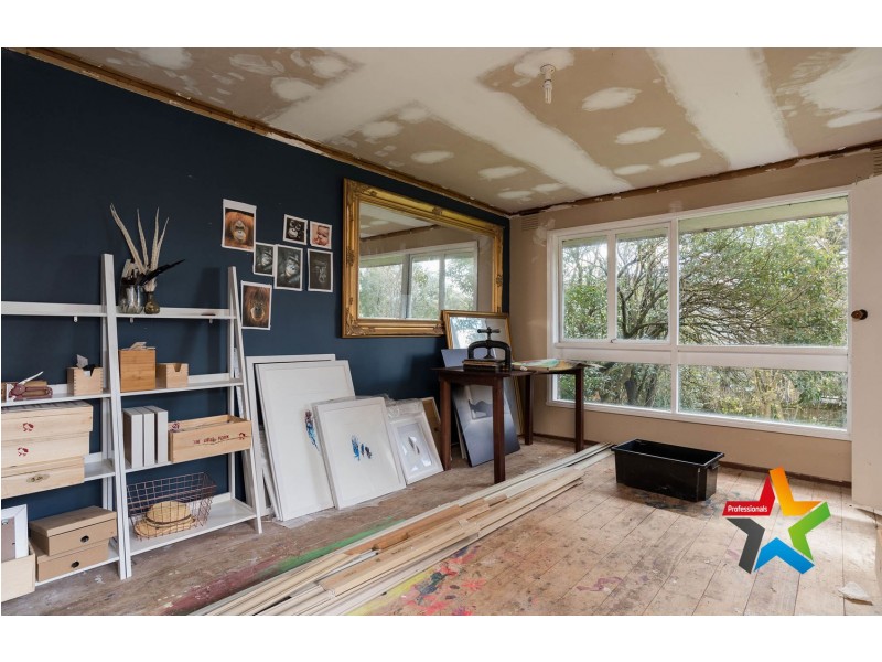 255 Hull Road, Mooroolbark VIC 3138