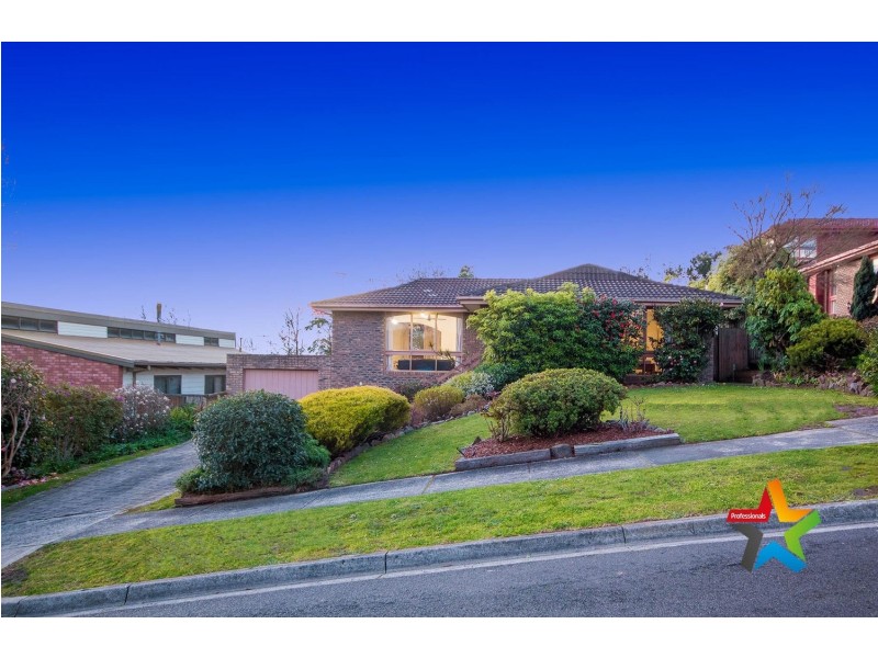 5 Ross Pincott Drive, Mooroolbark VIC 3138